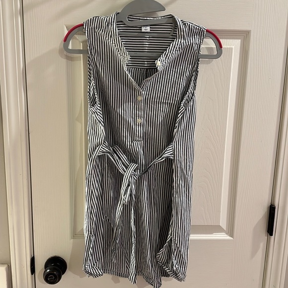 Old Navy Striped Maternity Shirt, Size S, NWOT - Picture 1 of 3